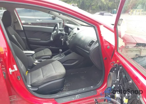 2015 Kia Forte Ex z USA, uszkodzony, nr VIN KNAFX4A89F5266207